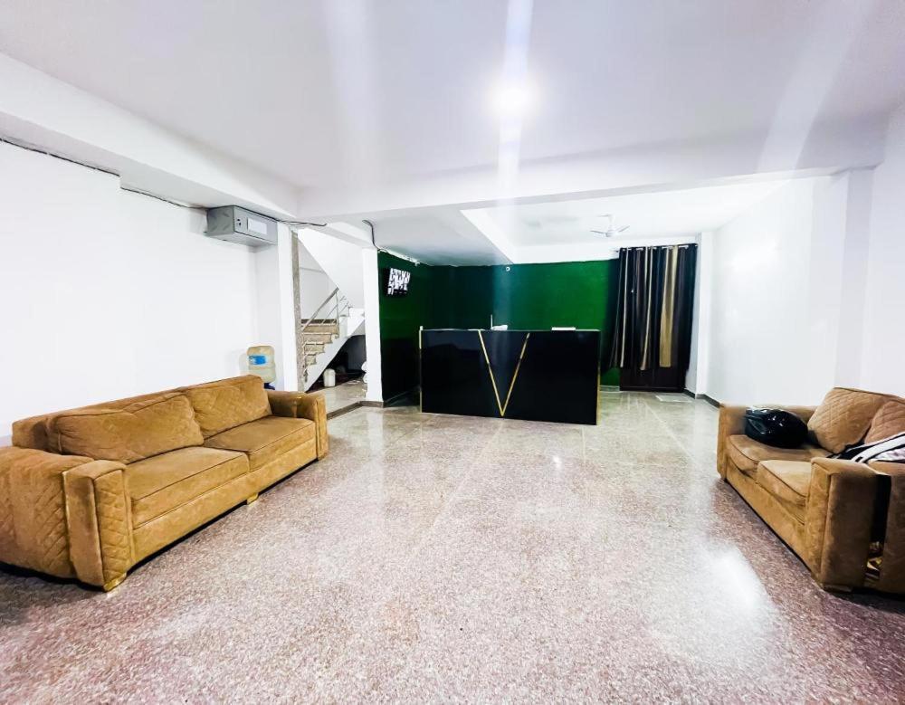 Hotel Max New Delhi Ngoại thất bức ảnh
